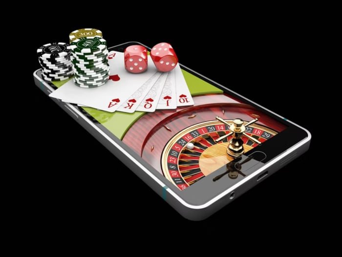 earn php platform interface showing mobile gaming experience for Philippine players